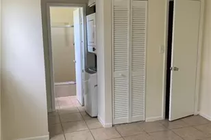 6001 Shaker Wood Cir, Tamarac, FL 33319 - Photo 9