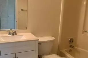 6001 Shaker Wood Cir, Tamarac, FL 33319 - Photo 13