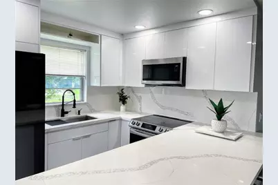 393  Mansfield J, Unit #393, Boca Raton, FL 33434 - Photo 3