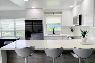 393 Mansfield J Unit, Boca Raton, FL 33434 - Photo 5