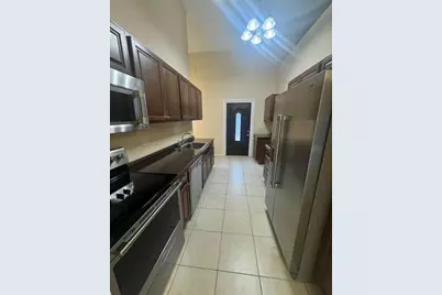 2750 SW 140th Ter, Davie, FL 33330 - Photo 3