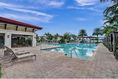 10396 W 34th Ln, Hialeah, FL 33018 - Photo 47