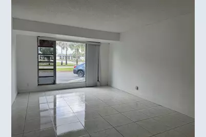8031  Lagos De Campo Blvd, Unit #L-3, Tamarac, FL 33321 - Photo 17