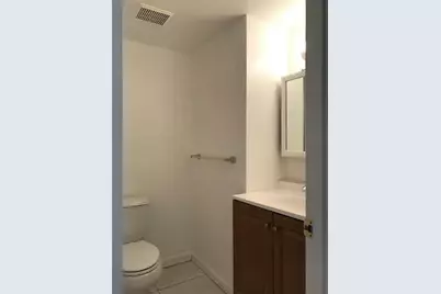 8031  Lagos De Campo Blvd, Unit #L-3, Tamarac, FL 33321 - Photo 9