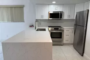 8031 Lagos De Campo Blvd, Tamarac, FL 33321 - Photo 3