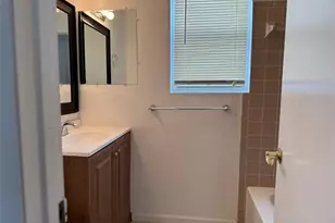 8031 Lagos De Campo Blvd, Tamarac, FL 33321 - Photo 23