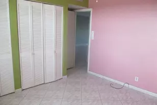 1401 NE Miami Gardens Dr, Miami, FL 33179 - Photo 9