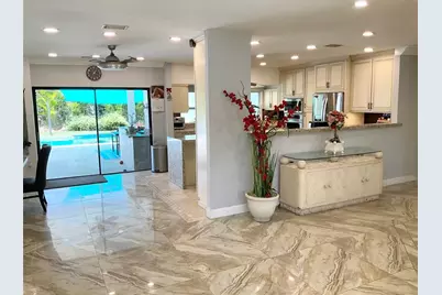 10477 NW 4th St, Coral Springs, FL 33071 - Photo 9