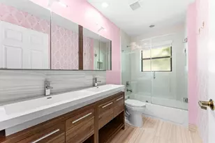 1115 Creekford Dr, Weston, FL 33326 - Photo 29