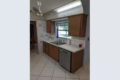 6606 NW 95th Ave, Tamarac, FL 33321 - Photo 11