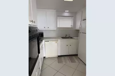 2840 N Ocean Blvd, Unit #906, Fort Lauderdale, FL 33308 - Photo 5