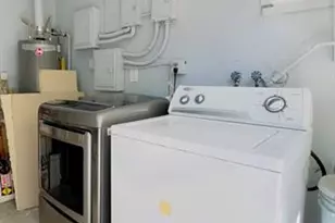 649 NE 16th Terrace, Fort Lauderdale, FL 33304 - Photo 19