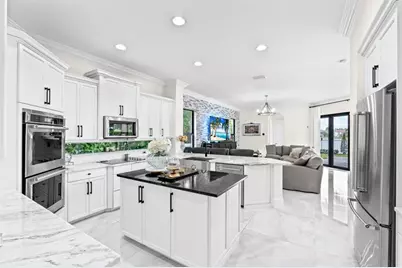 647  Edgebrook Lane, West Palm Beach, FL 33411 - Photo 21