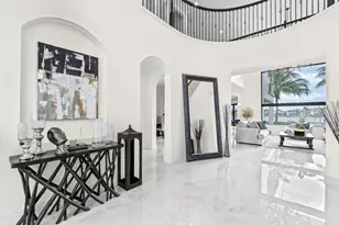 647 Edgebrook Ln, West Palm Beach, FL 33411 - Photo 7