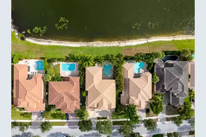 647  Edgebrook Lane, West Palm Beach, FL 33411 - Photo 51