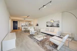 999 SW 1st Ave, Miami, FL 33130 - Photo 9