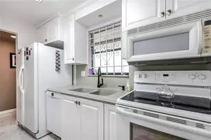 1401 S Federal Hwy, Boca Raton, FL 33432 - Photo 23