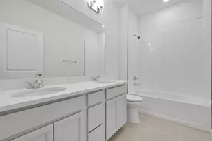 10692 NW Suncrest Lp, Port Saint Lucie, FL 34987 - Photo 13