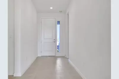 10692 NW Suncrest Lp, Port Saint Lucie, FL 34987 - Photo 17