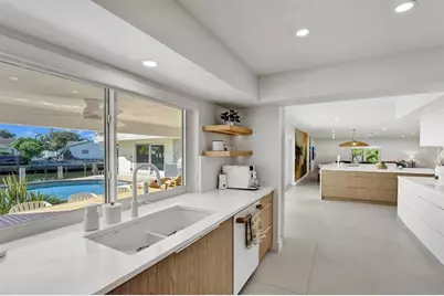 5581 NE 31st Ave, Fort Lauderdale, FL 33308 - Photo 3