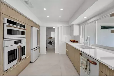 5581 NE 31st Ave, Fort Lauderdale, FL 33308 - Photo 9