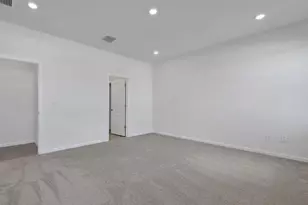 10701 Suncrest Loop, Port Saint Lucie, FL 34987 - Photo 19