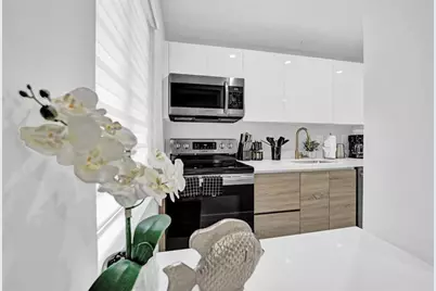 4536  Poinciana St, Unit #3, Lauderdale by the Sea, FL 33308 - Photo 5