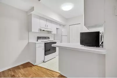 3221  Sabal Palm Mnr, Unit #207, Hollywood, FL 33024 - Photo 9