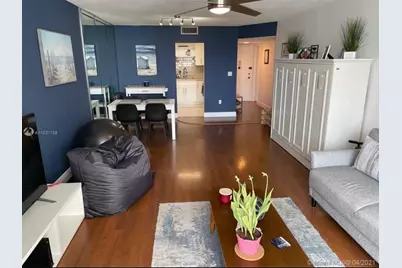 2750 NE 183rd St, Unit #1401, Aventura, FL 33160 - Photo 3