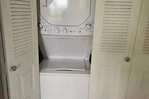 8592 W Sunrise Blvd, Plantation, FL 33322 - Photo 23