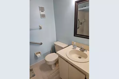 8592 W Sunrise Blvd, Unit #416, Plantation, FL 33322 - Photo 11
