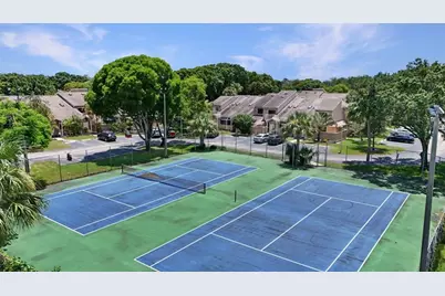 7213  Sportsmans Dr, Unit #7213, North Lauderdale, FL 33068 - Photo 13