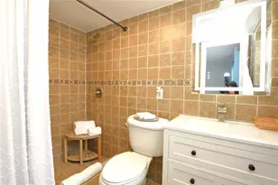 1010 SE 15th St, Fort Lauderdale, FL 33316 - Photo 13