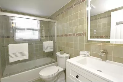 1010 SE 15th St, Unit #112, Fort Lauderdale, FL 33316 - Photo 17