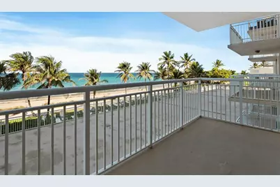 1051  Hillsboro Mile, Unit #305E, Hillsboro Beach, FL 33062 - Photo 7