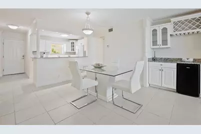 1051  Hillsboro Mile, Unit #305E, Hillsboro Beach, FL 33062 - Photo 3