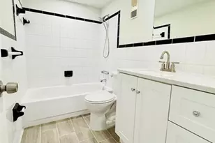 5050 NW 7th St, Miami, FL 33126 - Photo 9