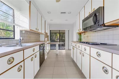 21180  Juego Cir, Unit #18A, Boca Raton, FL 33433 - Photo 9