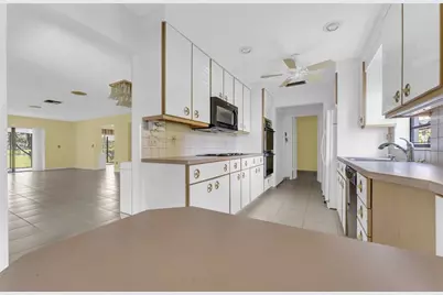 21180  Juego Cir, Unit #18A, Boca Raton, FL 33433 - Photo 11