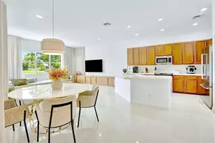 4422 Laurel Pl, Weston, FL 33332 - Photo 7