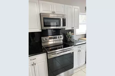 18266  Covina Way, Unit #202, Boca Raton, FL 33498 - Photo 17