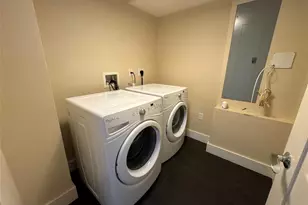 9400 W Bay Harbor Dr, Bay Harbor Islands, FL 33154 - Photo 23