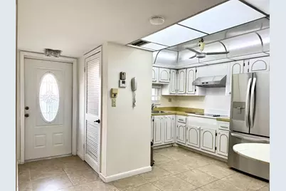 361 S Hollybrook Dr, Unit #103, Pembroke Pines, FL 33025 - Photo 7