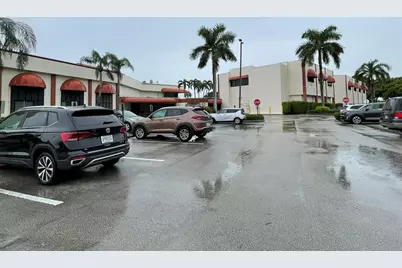 361 S Hollybrook Dr, Unit #103, Pembroke Pines, FL 33025 - Photo 53