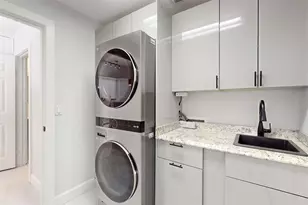 9485 E Maiden Ct, Vero Beach, FL 32963 - Photo 25