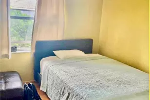 872 NW 130th Ave, Pembroke Pines, FL 33028 - Photo 1