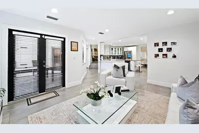 8340 NW 167th Ter, Miami Lakes, FL 33016 - Photo 19