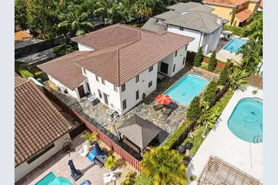 8340 NW 167th Ter, Miami Lakes, FL 33016 - Photo 41