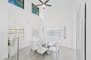 8340 NW 167th Terrace, Miami Lakes, FL 33016 - Photo 13