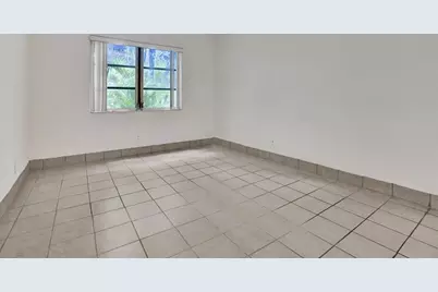 3115  Oakland Shores Dr, Unit #E110, Oakland Park, FL 33309 - Photo 23